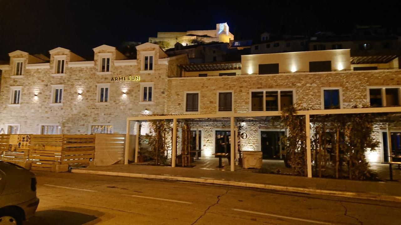 Apartments Atm Шибеник Экстерьер фото