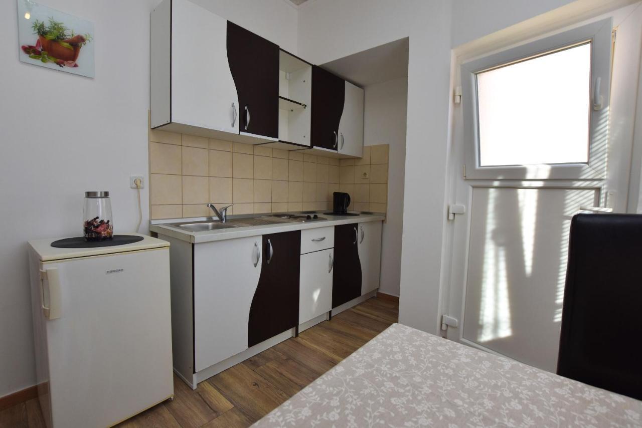 Apartments Atm Шибеник Экстерьер фото